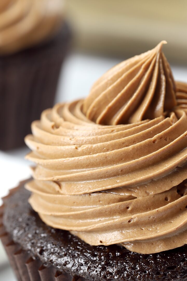 Chocolate Buttercream Frosting The Toasty Kitchen