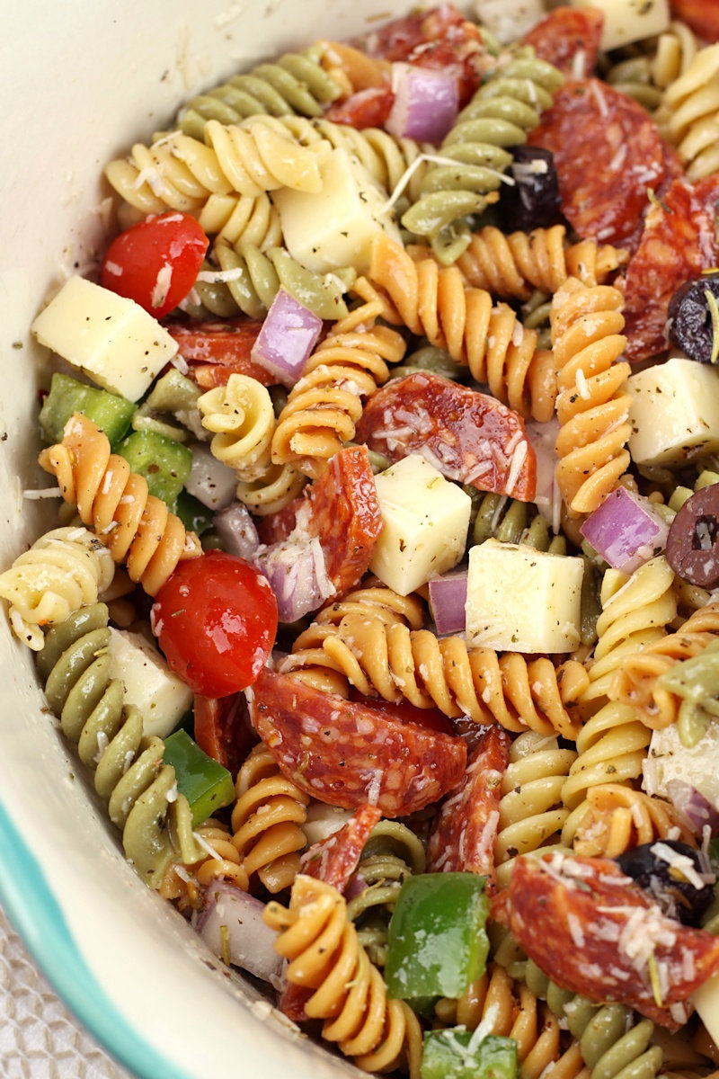 Classic Pasta Salad (for a crowd)