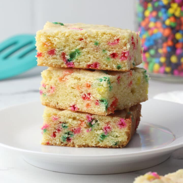 Birthday Cake Shortbread Cookie Bites - The Toasty Kitchen