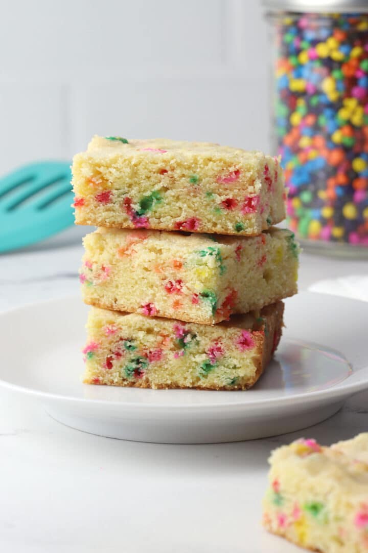 Funfetti Sugar Cookie Bars The Toasty Kitchen