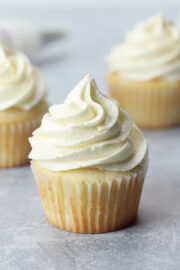 Easy White Cupcakes - The Toasty Kitchen