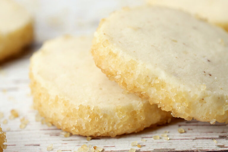 Heidesand - German Brown Butter Shortbread Cookies - The Toasty Kitchen