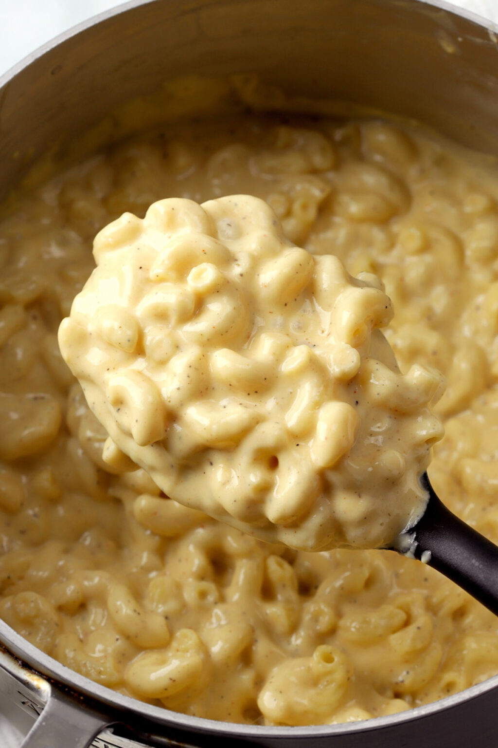 Creamy Stovetop Mac and Cheese - The Toasty Kitchen