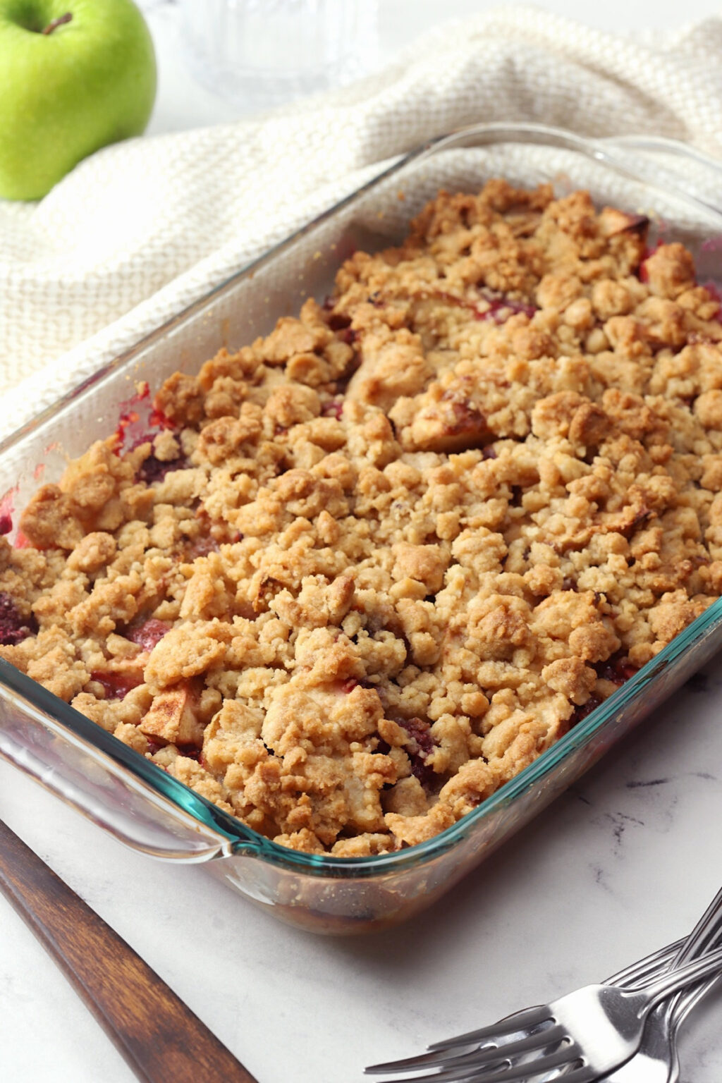 Apple Raspberry Crumble The Toasty Kitchen