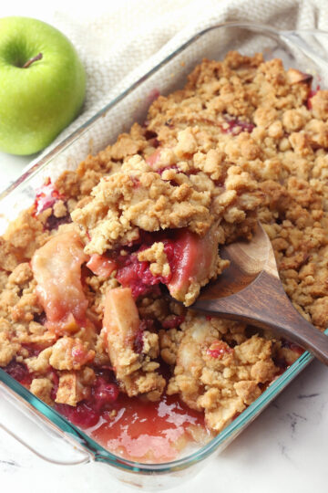 Apple Raspberry Crumble - The Toasty Kitchen