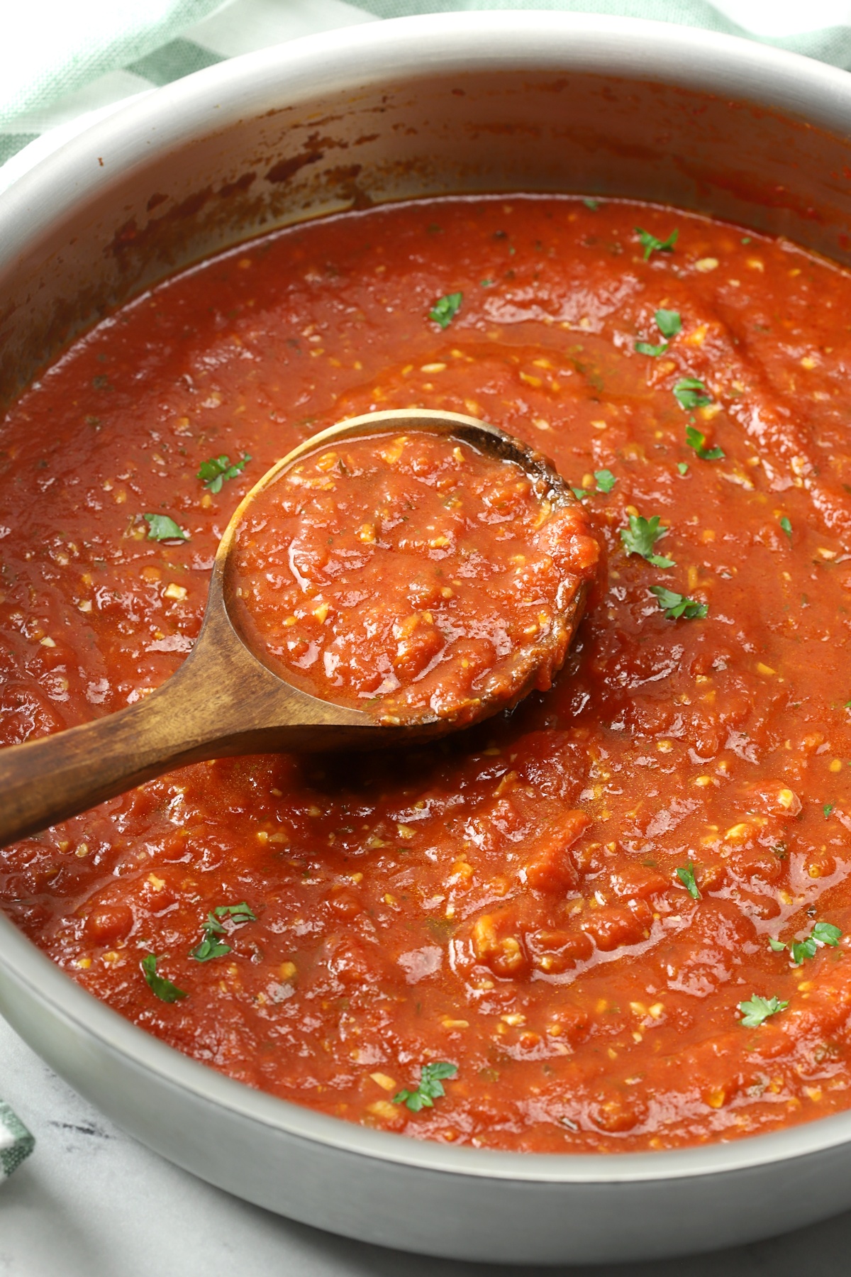 Homemade Marinara Sauce - The Toasty Kitchen