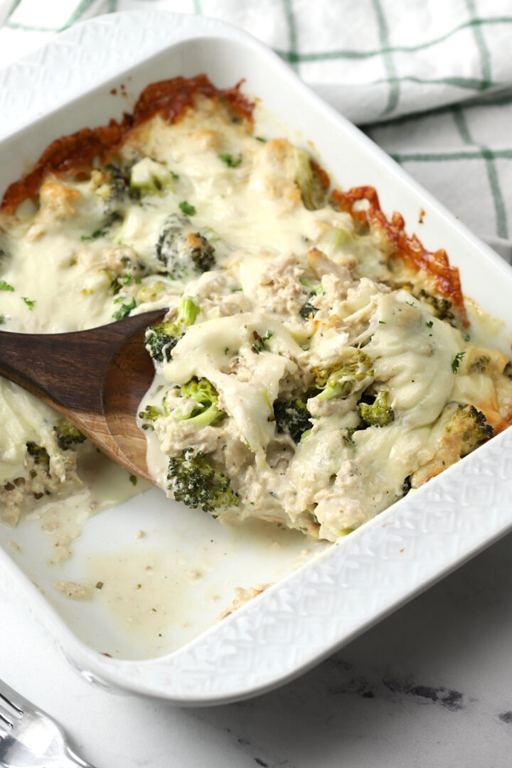 Tuna Broccoli Alfredo Casserole - The Toasty Kitchen