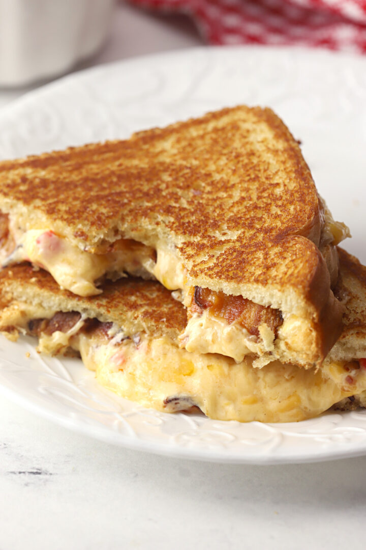 Bacon Pimento Grilled Cheese - The Toasty Kitchen