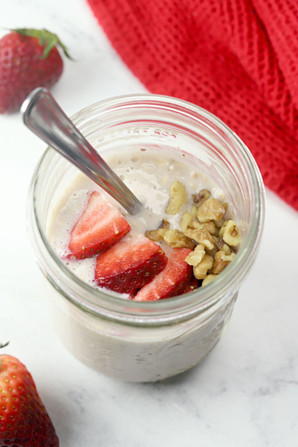 Strawberry Overnight Oats - The Toasty Kitchen