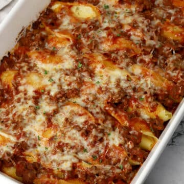 A casserole dish of beef stuffed shells.