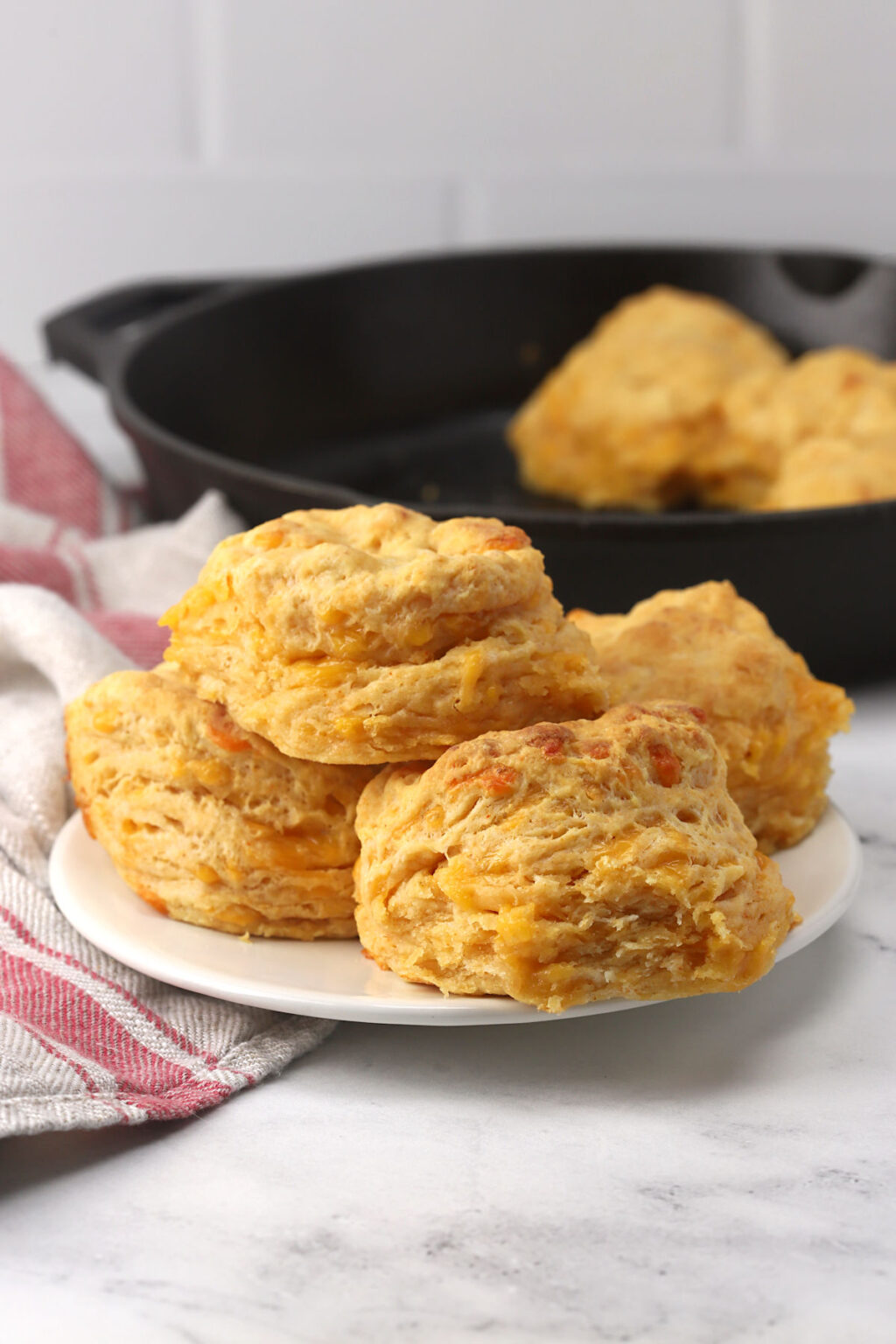 Garlic Cheddar Biscuits - The Toasty Kitchen